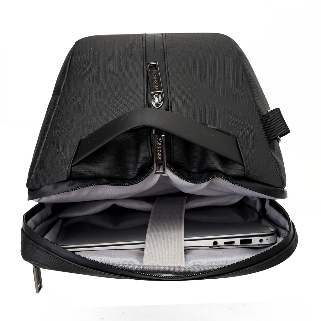 The Stud 3-in-1 Multifunctional Backpack